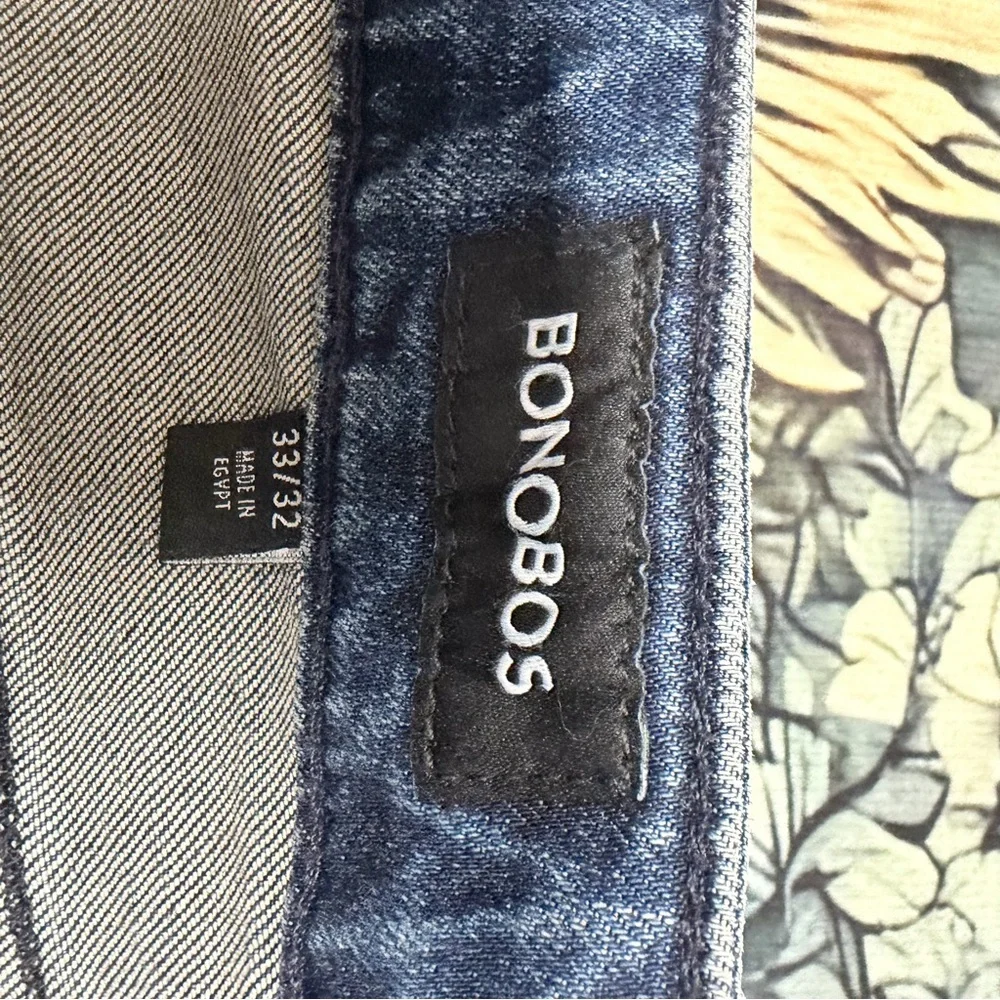 Bonobos Men’s Athletic Fit‎ Jeans Medium Wash Whiskering 33 x 32 Preppy Stretch